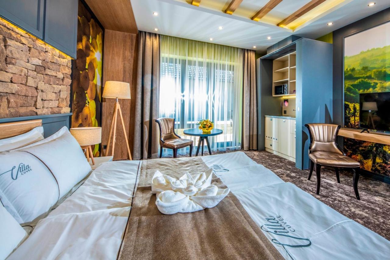 Villa Cuvee Egerszalok Ngoại thất bức ảnh